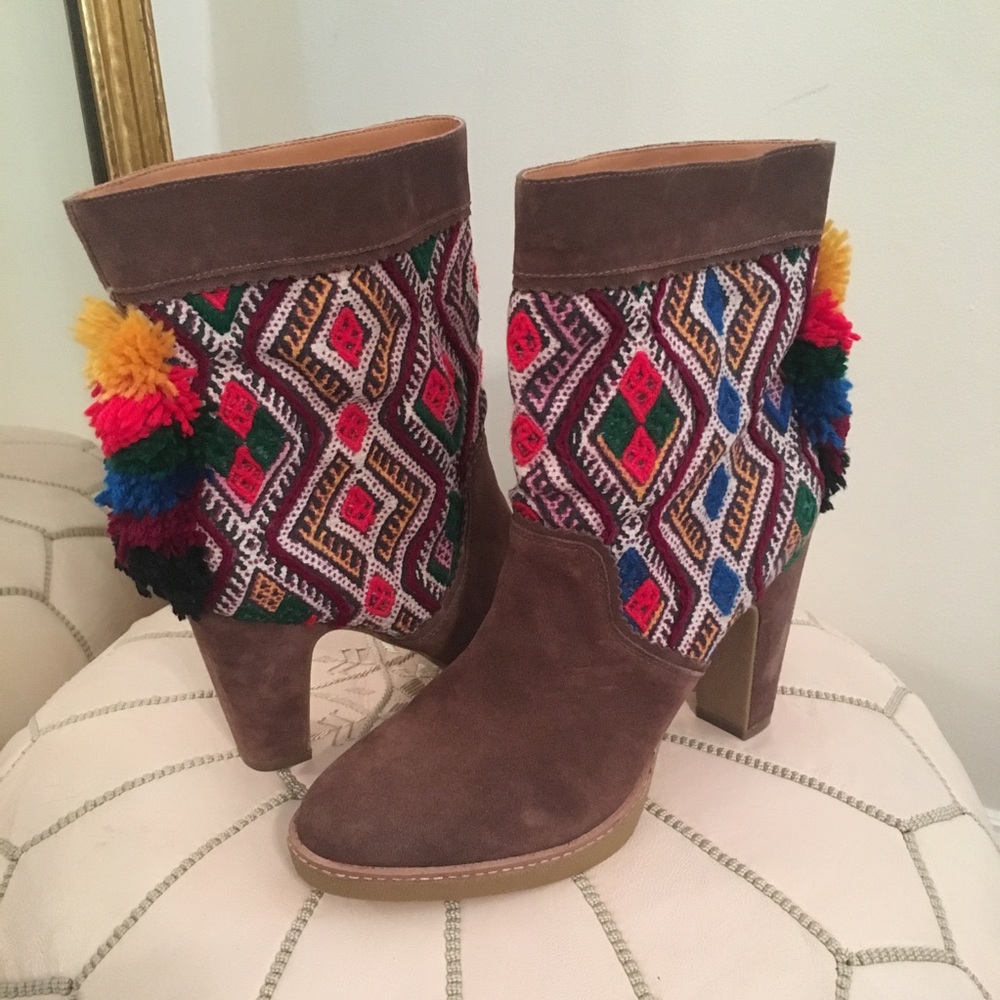Jasper & Jeera Tapestry Pom Pom Boot